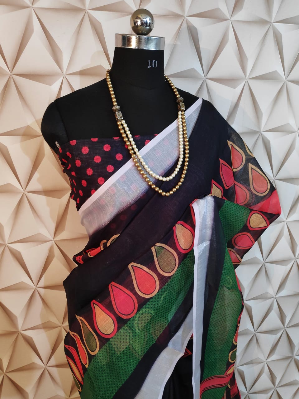 Women's Linen multicolor printed Saree