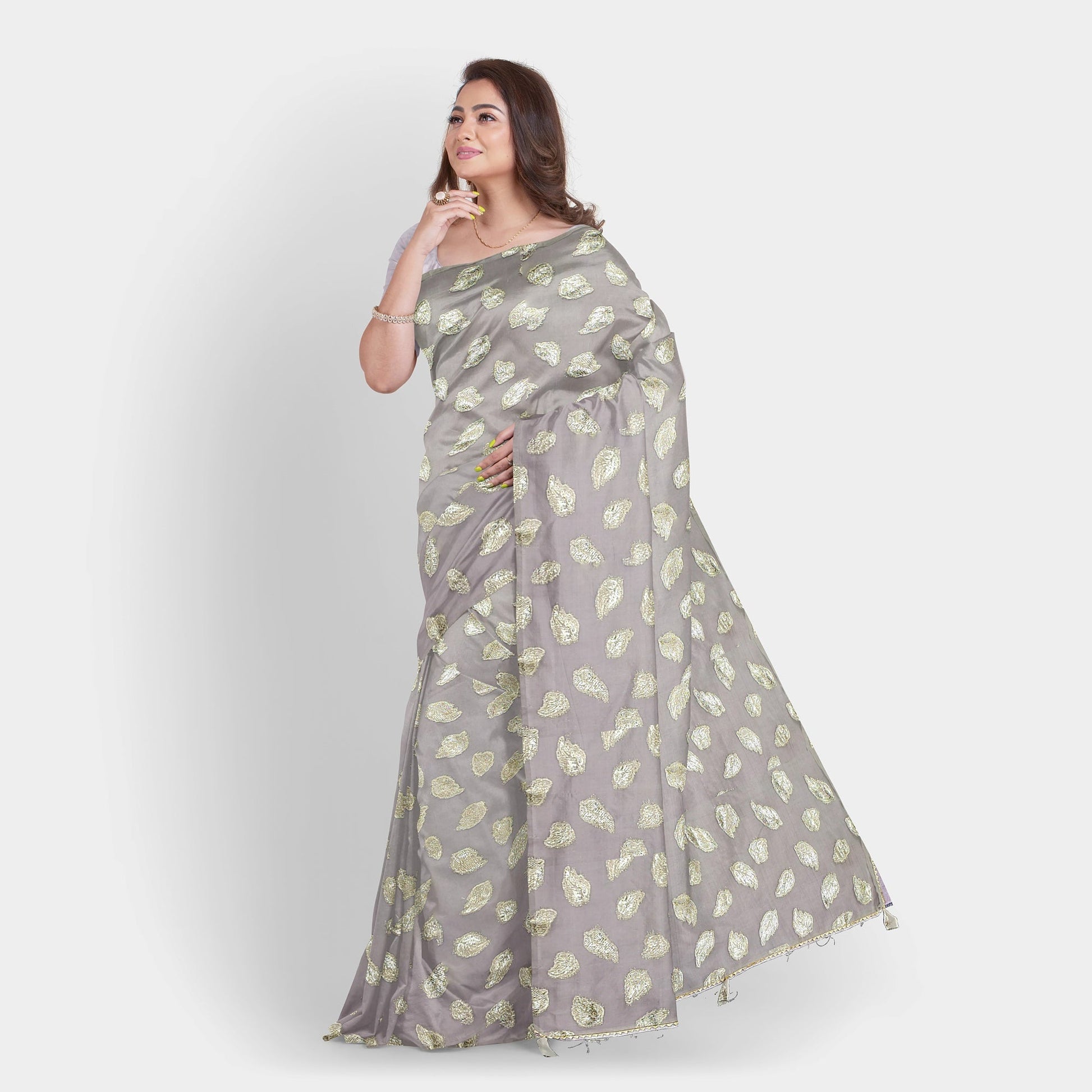 Purple Chiffon Saree with golden leaves and running Pallu. casual Chiffon Cocktail golden light purple Purple work thehangrpurple-chiffon-saree-with-golden-leaves-and-running-palluthehangr-511234